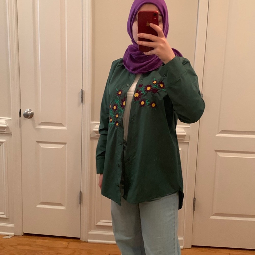 Green Floral Embroidery Button-Down Shirt